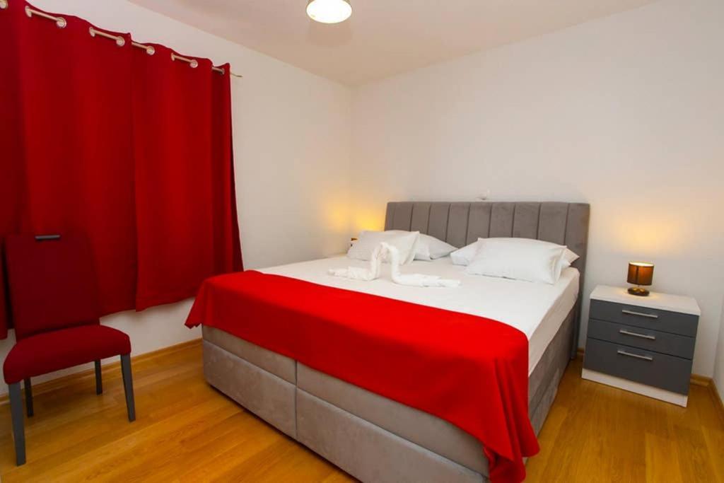 מאקרסקה Apartments Vladimir #5 מראה חיצוני תמונה