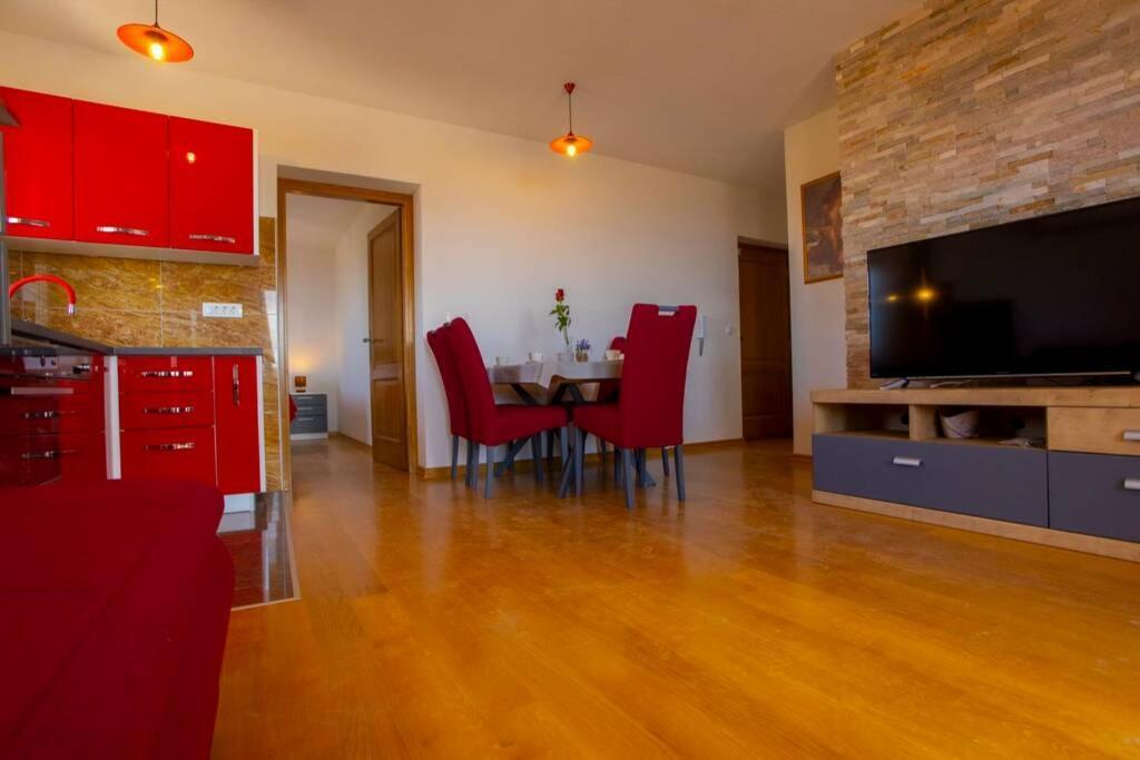מאקרסקה Apartments Vladimir #5 מראה חיצוני תמונה